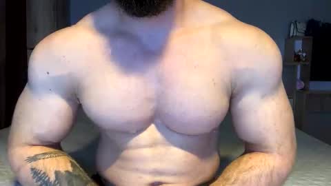 Snapshot of muscularjuggler chatting on 11-02-25, 05:26 muscularjuggler online show from 11-02-25, 05:26