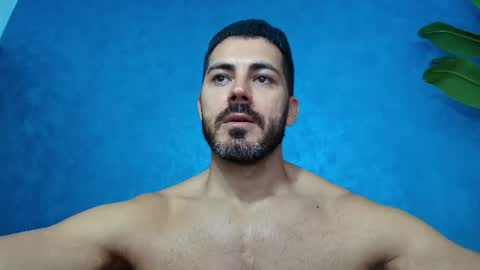 Snapshot of muscularmaster chatting on 06-15-26, 09:44 muscularmaster onlyfans online show from 06-15-26, 09:44