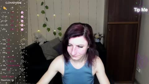 Snapshot of muse_kitty_jenia chatting on 01-27-25, 09:55 Jenya online show from 01-27-25, 09:55