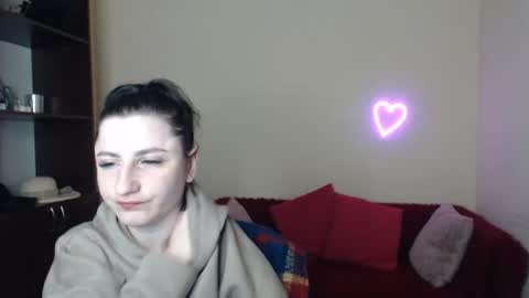 Jeneva online show from 11-12-25, 07:03