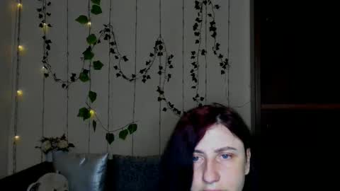 Jeneva online show from 04-12-26, 05:29