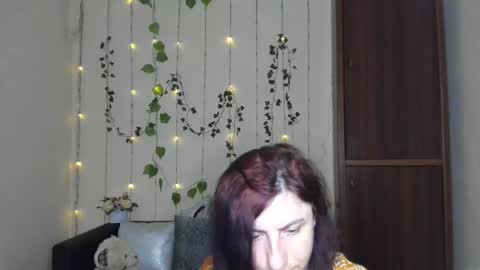 Jeneva online show from 05-04-26, 06:04