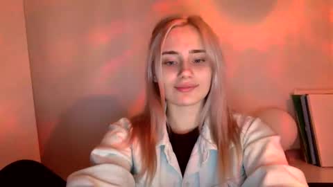 Snapshot of musescorner chatting on 04-18-26, 07:40 musescorner online show from 04-18-26, 07:40