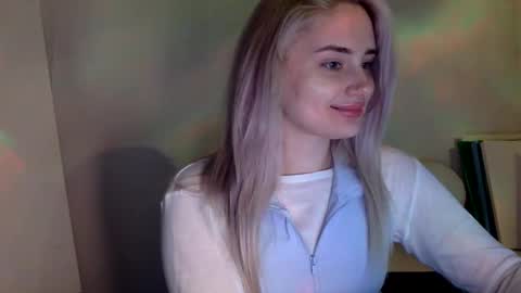 Snapshot of musescorner chatting on 04-23-26, 08:55 musescorner online show from 04-23-26, 08:55