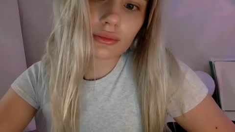 Snapshot of musescorner chatting on 06-07-26, 03:27 musescorner online show from 06-07-26, 03:27