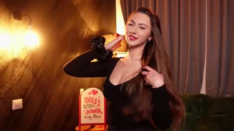 Snapshot of musesolis chatting on 02-13-25, 08:24 MuseSolis online show from 02-13-25, 08:24