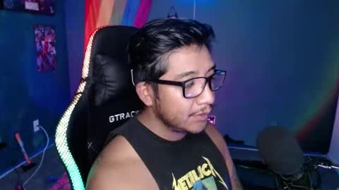 mushrooncat online show from 10-05-25, 12:47