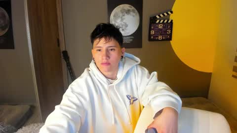 VALENTINA Luna  online show from 06-06-26, 02:49