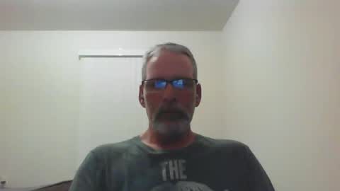 Snapshot of mustang_daddy chatting on 10-03-25, 01:46 307MountainMan online show from 10-03-25, 01:46