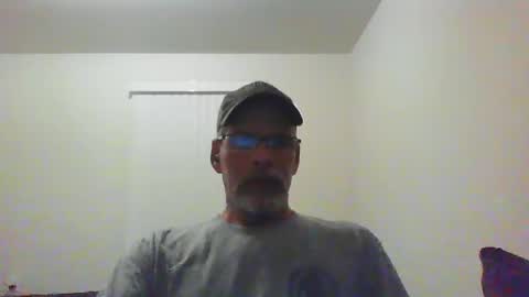 Snapshot of mustang_daddy chatting on 10-14-25, 06:36 307MountainMan online show from 10-14-25, 06:36