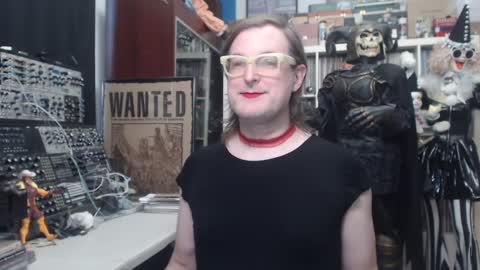 Snapshot of muziknerd chatting on 01-31-25, 10:31 Muziknerd online show from 01-31-25, 10:31