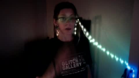 ghost mantis online show from 07-10-26, 05:01