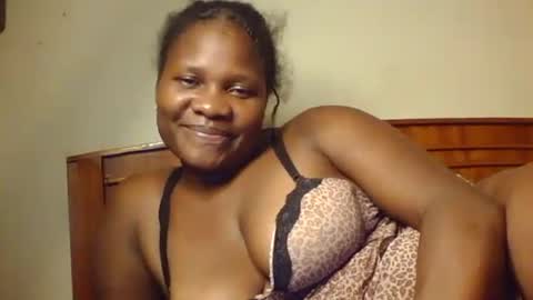 Snapshot of mwekas568403 chatting on 10-15-25, 06:30 mwekas568403 online show from 10-15-25, 06:30