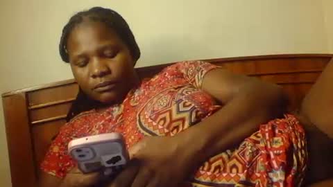 mwekas568403 online show from 11-02-25, 04:15