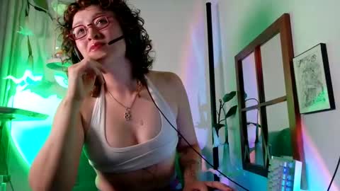 Mx. Anouk Divine online show from 05-15-26, 11:45
