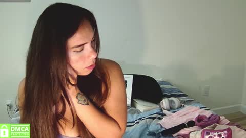 miss beauty coming 96 2300 online show from 11-20-25, 03:07