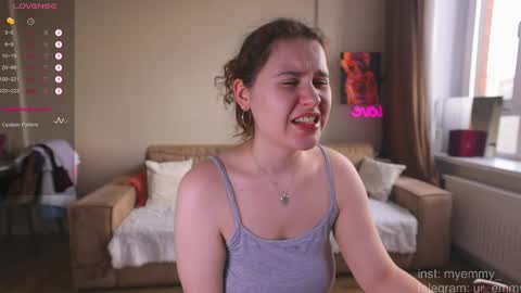 Emmy online show from 04-11-26, 08:51