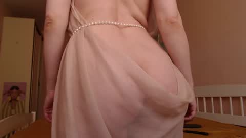 Snapshot of my_hannah chatting on 06-20-26, 03:04 Hannah welcome online show from 06-20-26, 03:04