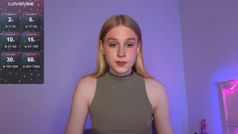 Snapshot of my_tenderness chatting on 12-08-24, 04:39 Dana online show from 12-08-24, 04:39