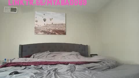 BaddMFUCKER online show from 11-12-25, 06:41