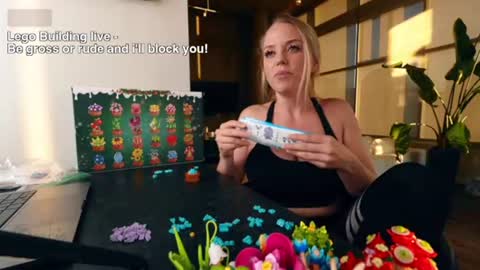 MyCookieJar online show from 12-19-25, 12:28