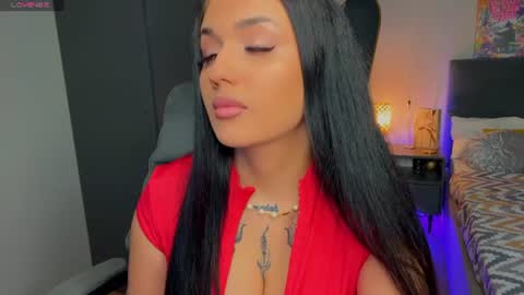 Snapshot of mygoddesshecate chatting on 06-24-26, 04:17 Hecate online show from 06-24-26, 04:17