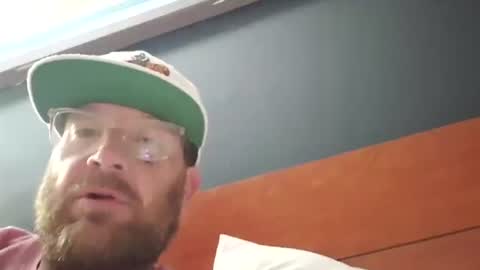 Snapshot of myhoneybadger chatting on 06-14-26, 06:21 myhoneybadger online show from 06-14-26, 06:21