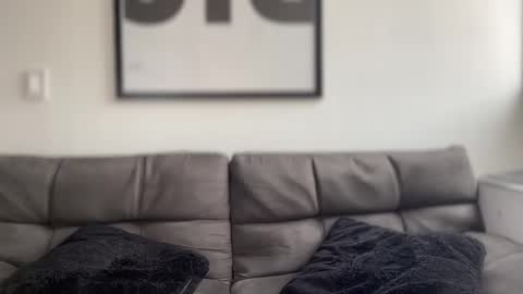 Snapshot of myke_esthetic chatting on 01-24-25, 08:32 Myke esthetic online show from 01-24-25, 08:32