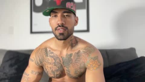 Snapshot of myke_esthetic chatting on 02-22-25, 11:13 Myke esthetic online show from 02-22-25, 11:13