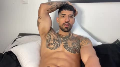 Snapshot of myke_esthetic chatting on 09-08-25, 06:29 Myke esthetic online show from 09-08-25, 06:29