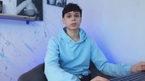 Mykel   online show from 03-12-26, 03:40