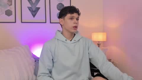 Mykel   online show from 04-07-26, 06:08