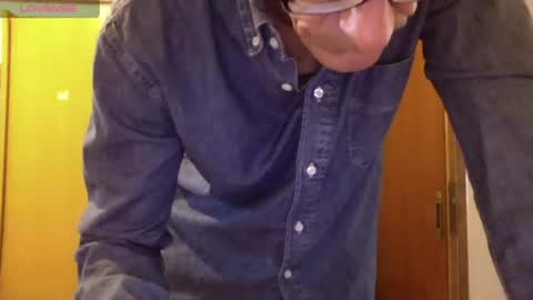 Snapshot of mynakedbeach chatting on 06-22-26, 04:09 Bi sexy guy lovense hush is on private is open or password show tip if you like. online show from 06-22-26, 04:09