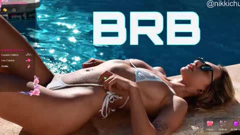 mynameisnikki_ online show from 12-21-25, 06:31