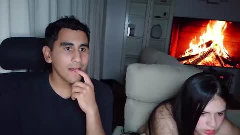 Snapshot of myp_couple chatting on 06-19-26, 10:35 myp_couple online show from 06-19-26, 10:35