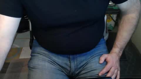 Just hanging out - No pressure online show from 03-08-26, 01:03