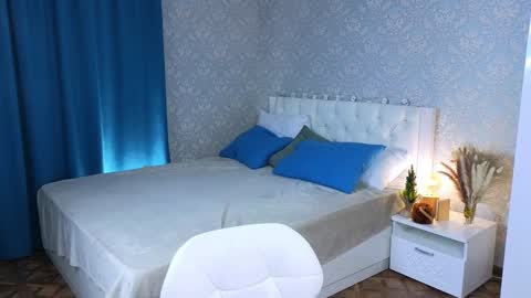 Snapshot of myshkek chatting on 01-14-25, 01:36 Mickey online show from 01-14-25, 01:36