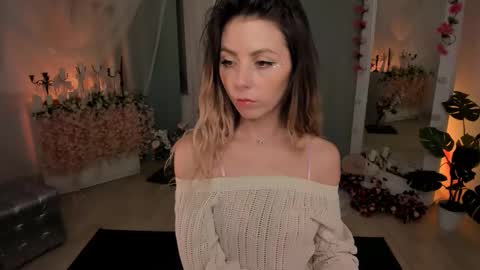 Snapshot of mysstica chatting on 03-07-25, 02:25 Maria online show from 03-07-25, 02:25