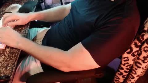Snapshot of mysteriousdickhead chatting on 02-18-26, 12:39 mysteriousdickhead online show from 02-18-26, 12:39