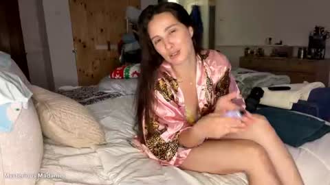 Snapshot of mysteriousmadam_ chatting on 07-15-26, 04:34 mysteriousmadam_ online show from 07-15-26, 04:34