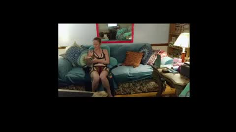 Snapshot of mysteryblue62 chatting on 07-10-26, 02:16 Mystery Blue and Mistress Prude online show from 07-10-26, 02:16