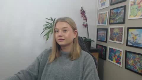 Erica online show from 10-23-25, 08:02