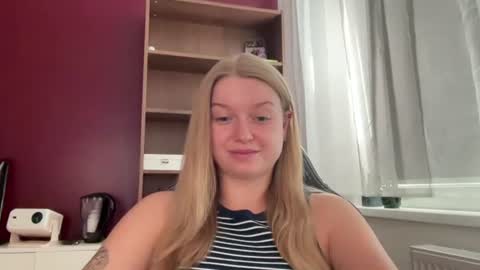 Snapshot of mysteryericax chatting on 07-08-26, 08:08 Erica online show from 07-08-26, 08:08
