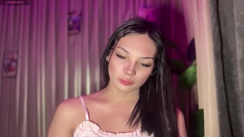 UR GIRL NEXTDOOR online show from 02-25-26, 03:05