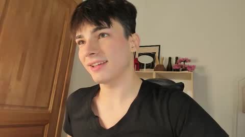 Evan Brown online show from 12-17-25, 07:53