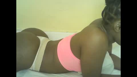 Snapshot of mystic_linna chatting on 06-05-26, 06:52 mystic_linna online show from 06-05-26, 06:52