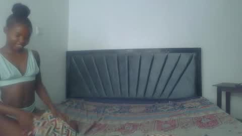 mystic_saucy online show from 11-25-25, 08:25