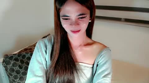 Snapshot of mysticofcum22 chatting on 06-25-26, 05:34 Krestine online show from 06-25-26, 05:34