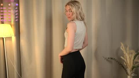 Olivia or just olive online show from 03-02-26, 07:32