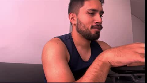 Hi Im Axel online show from 01-05-26, 05:49